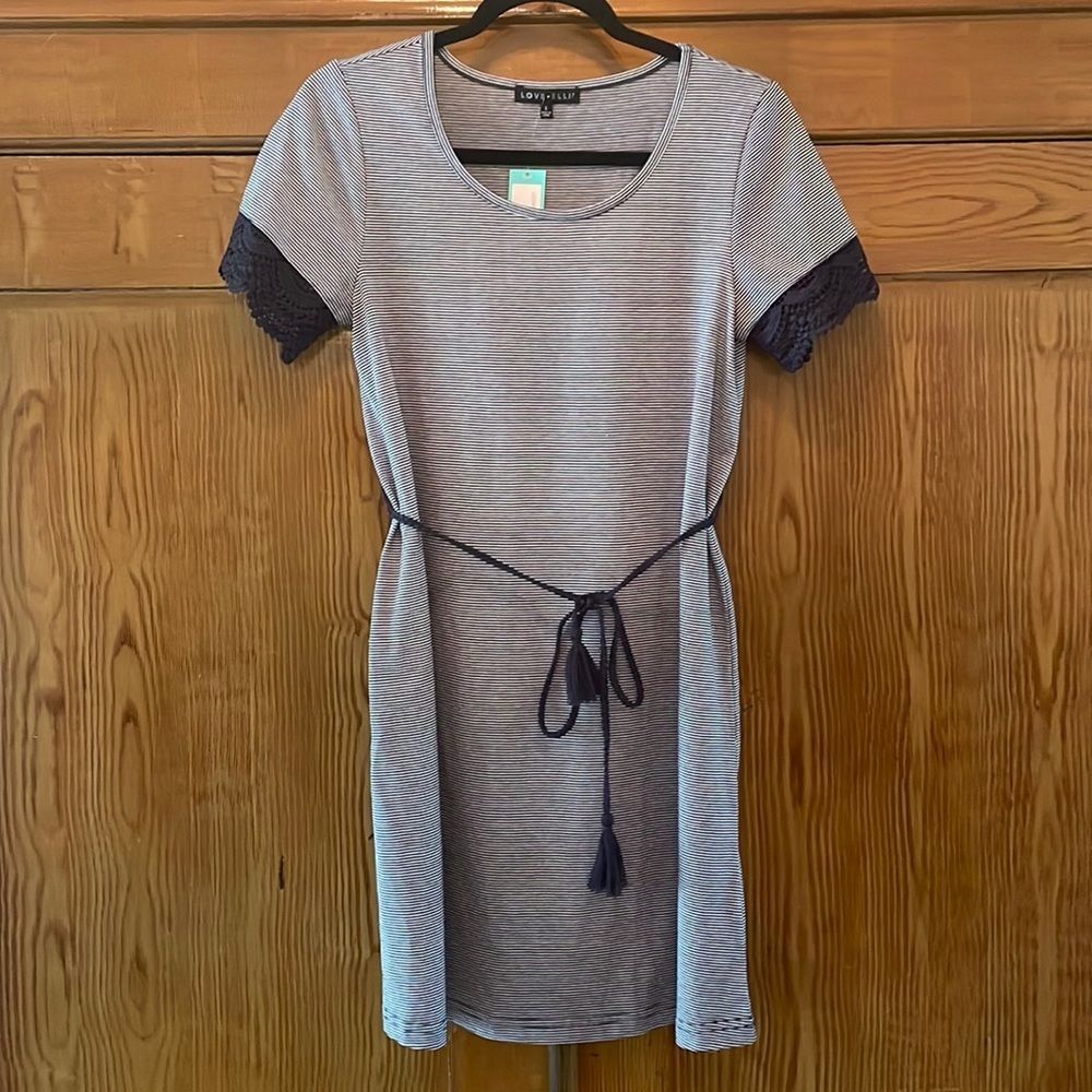 Love Ellie Nicki Knit Dress - Navy Size Small